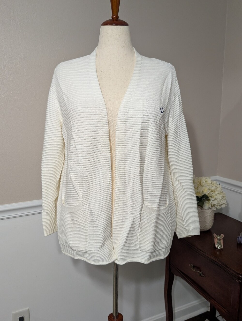 Lands End Chase Bank Apparel Ivory Cardigan With Belt Size L Petite - Picture 2 of 5
